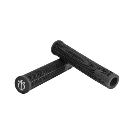 Oath Bermuda Grips Black £12.99